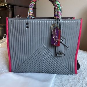 Upcrafted Coach Unique Rogue 30